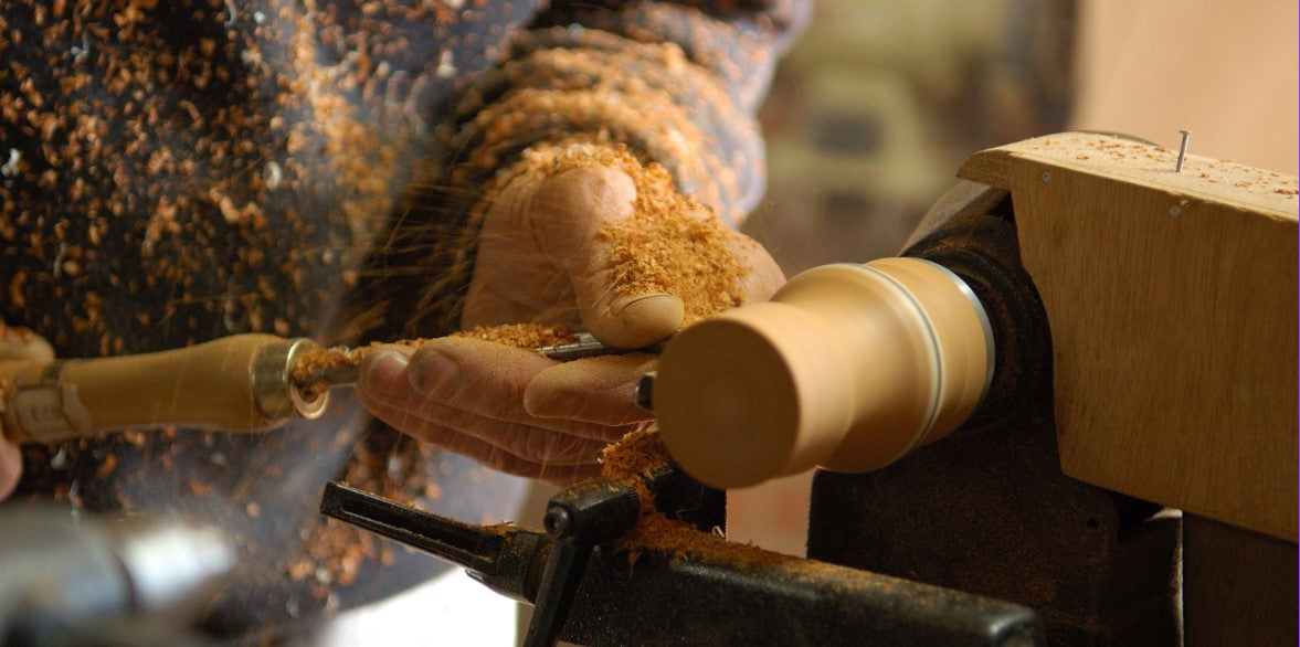 Work holding on a wood turning lathe - Tool Guide | Toolcraft