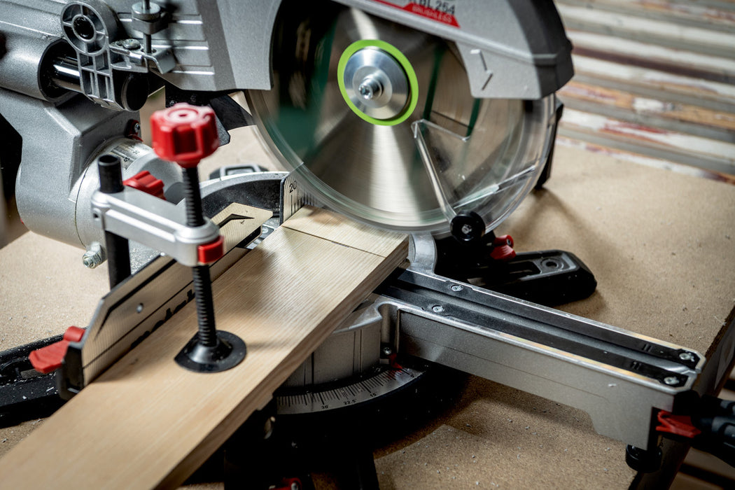 Metabo | Cordless Mitre Saw KGS 18 LTX BL 305 Complete with Batteries & Charger