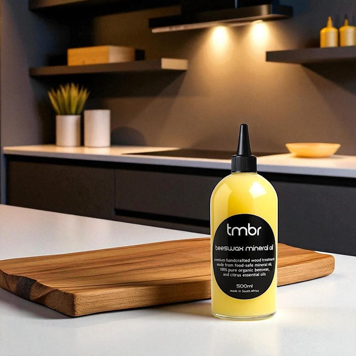 tmbr | Beeswax Mineral Oil 500ml Plastic Squirt Bottle