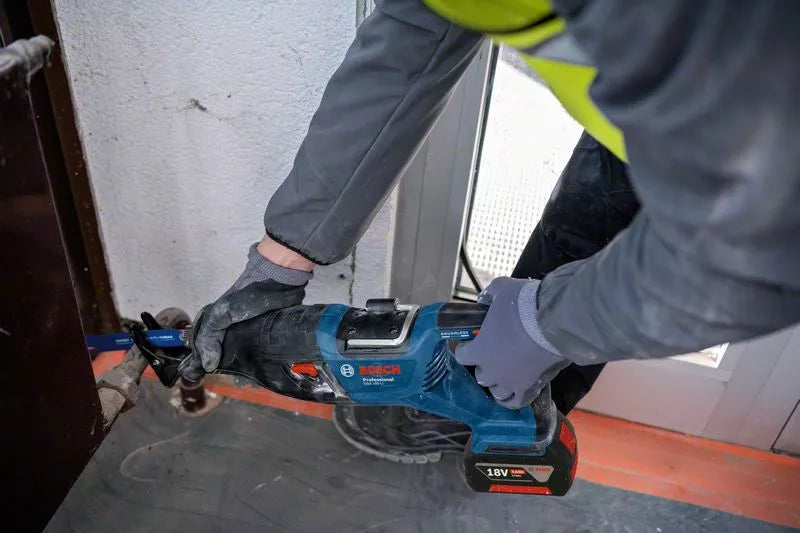 Bosch Professional | Cordless Sabre Saw GSA 185-LI-Toolcraft