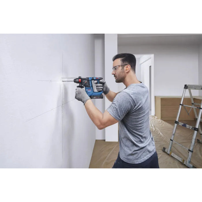 Bosch Professional | Cordless Rotary Hammer Drill GBH 18V-18 (Battery Excluded)