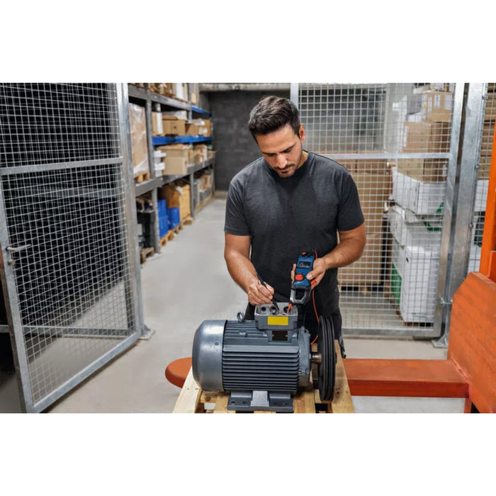 Bosch Professional | Digital Clamp Meter GMC 600-15 (600 Volt)