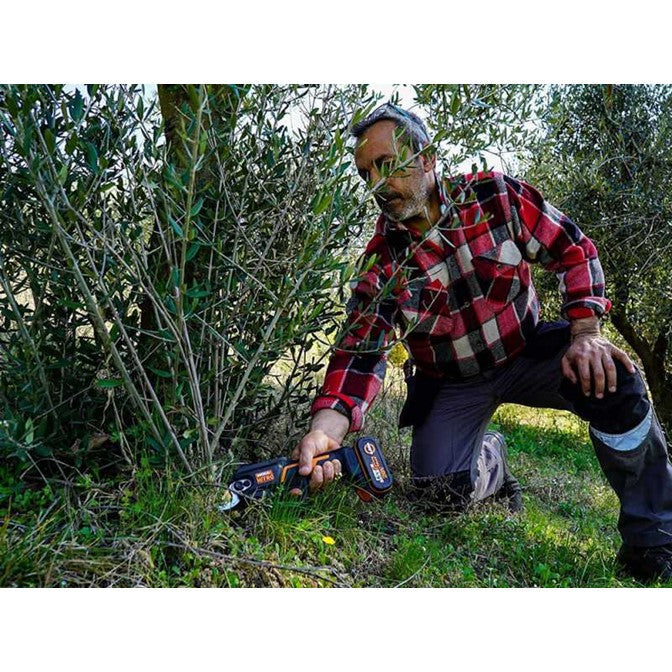 WORX | NITRO 20V Cordless Pruning Shear/Lopper (Battery Excluded)