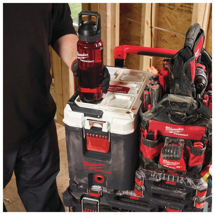 Milwaukee | PACKOUT 1005ML PLASTIC BOTTLE CHUG LID RED