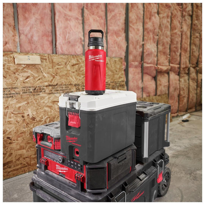 Milwaukee | Packout Bottle 1065 ml Chug Lid Red