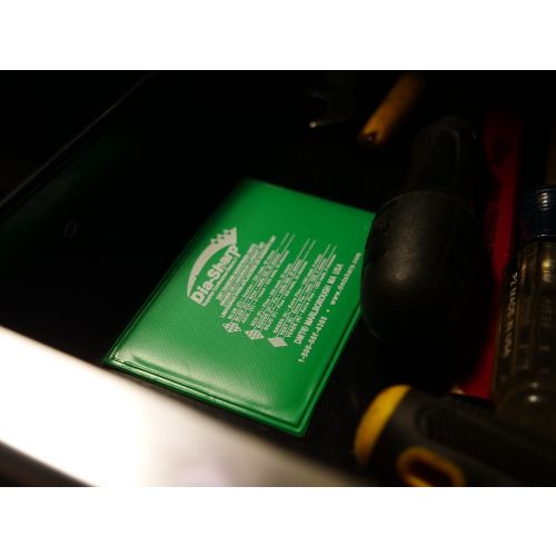 DMT | 3" Dia-Sharp® Sharpener, Extra-Fine, Credit Card Sized, Green D3E - BPM Toolcraft
